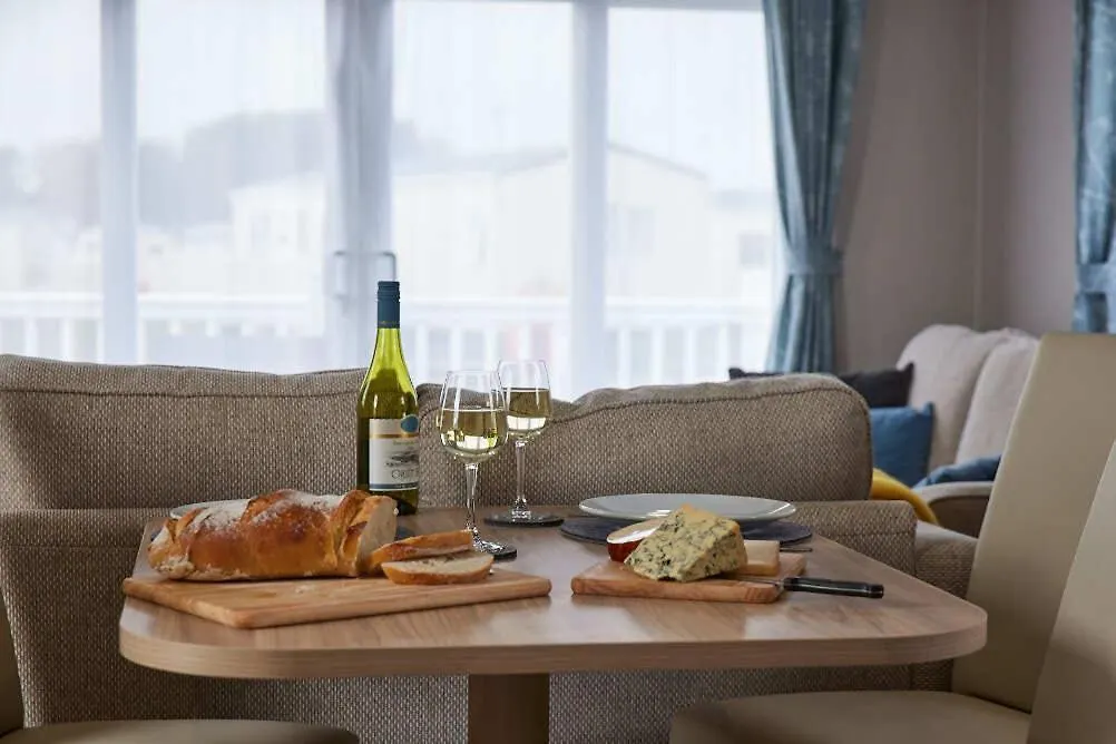 Nirvana Coastal Retreat Holiday Home Cayton