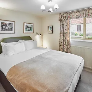 Holiday home Host & - Valley View Farm Cottages