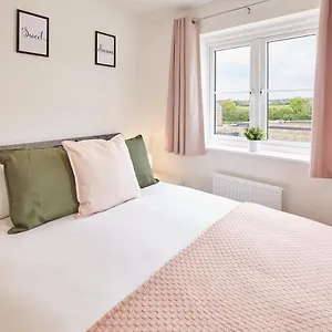  Holiday home Host & - Bay