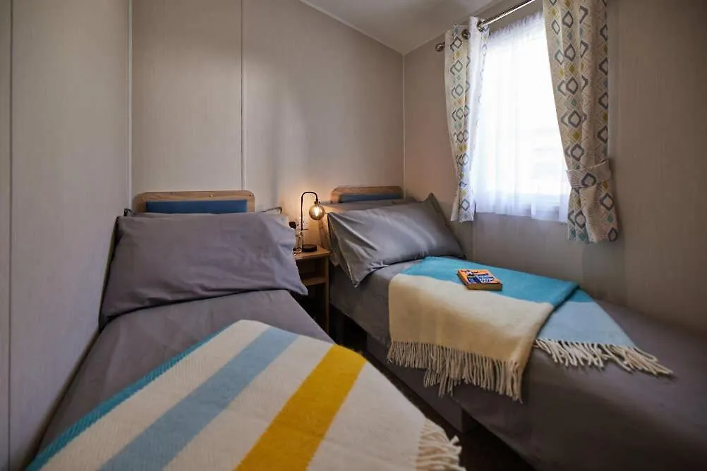 Nirvana Coastal Retreat Holiday Home Cayton