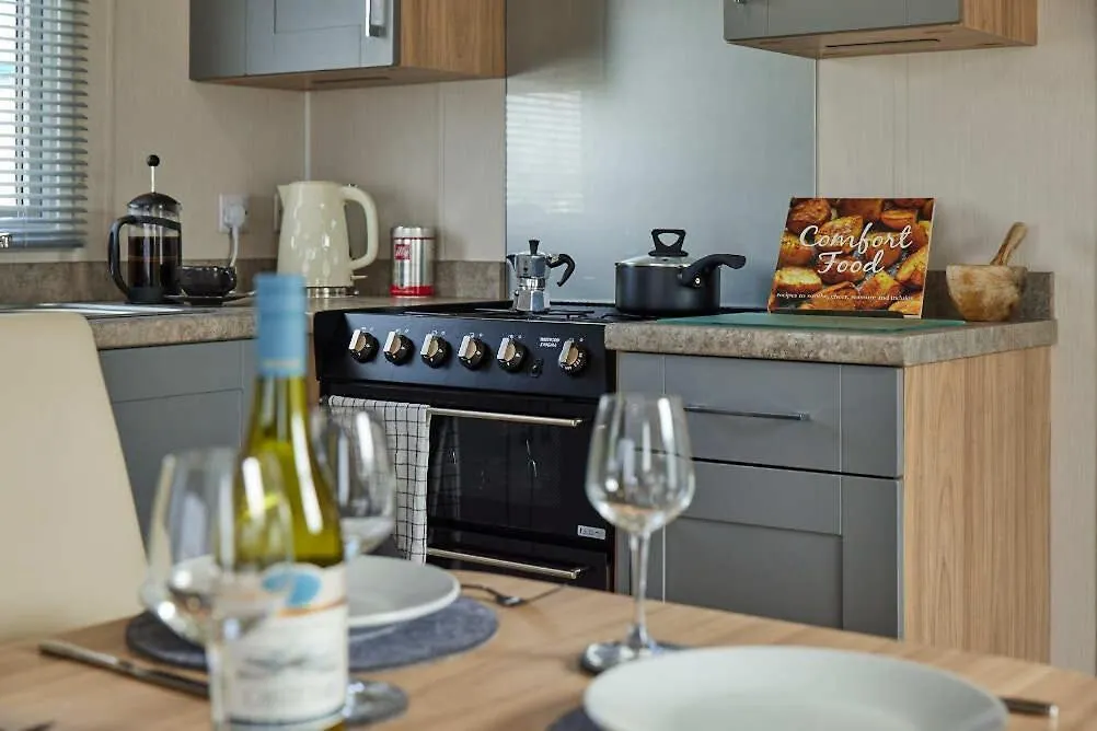 Nirvana Coastal Retreat Holiday Home Cayton